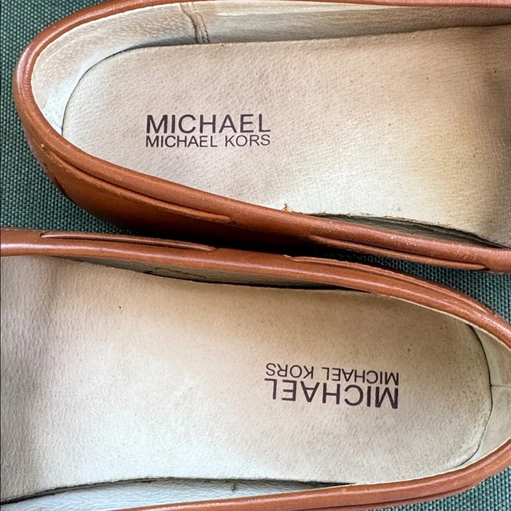 Michael Kors Women's Sutton Moccasin Flat Loafers - Picture 8 of 9